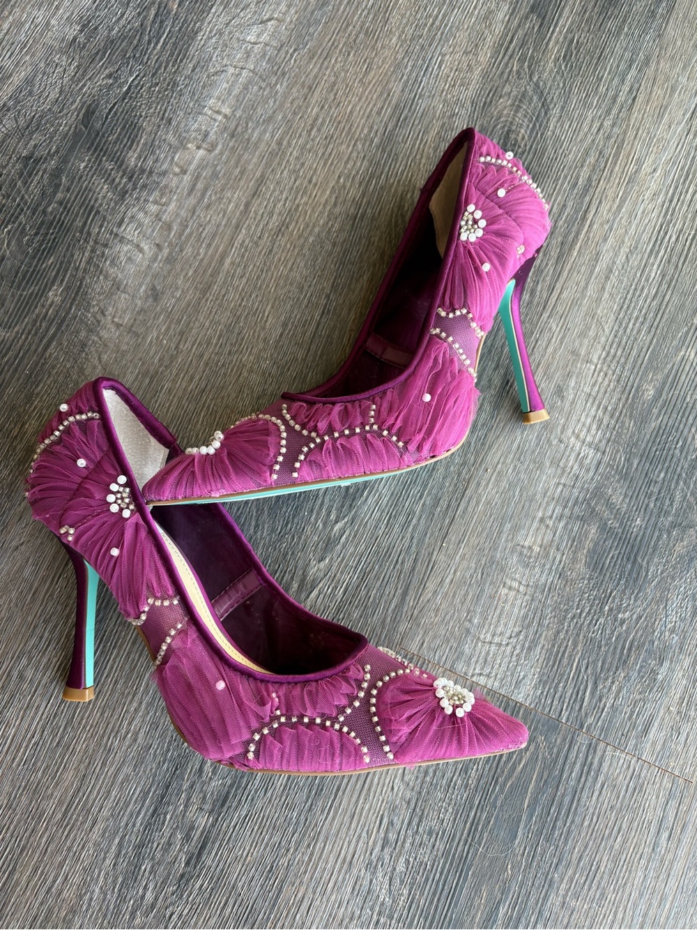 Like New Betsey Johnson Roxie Pumps - Picture 7 of 7